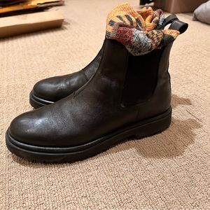 MADE IN ITALY CHUNKY CHELSEA Size 12